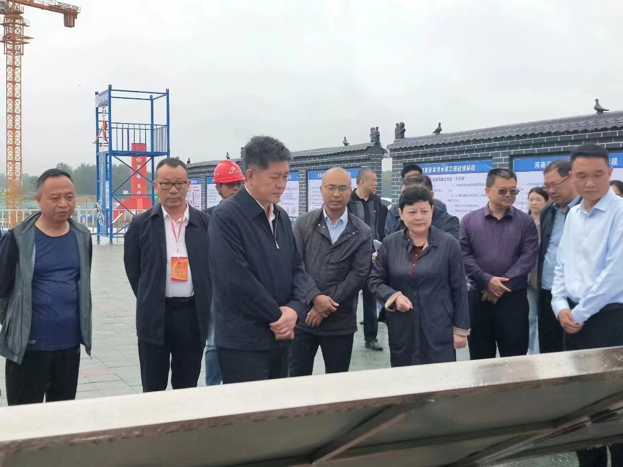 牢樹紅線意識(shí) 狠抓安全落實(shí)——河南永和建設(shè)集團(tuán)董事長孔德穩(wěn)參加安全生產(chǎn)“一法一條例一決定”執(zhí)法檢查